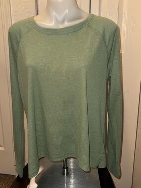 Muk Luks Light Sage Green Long-Sleeve Crewneck Top